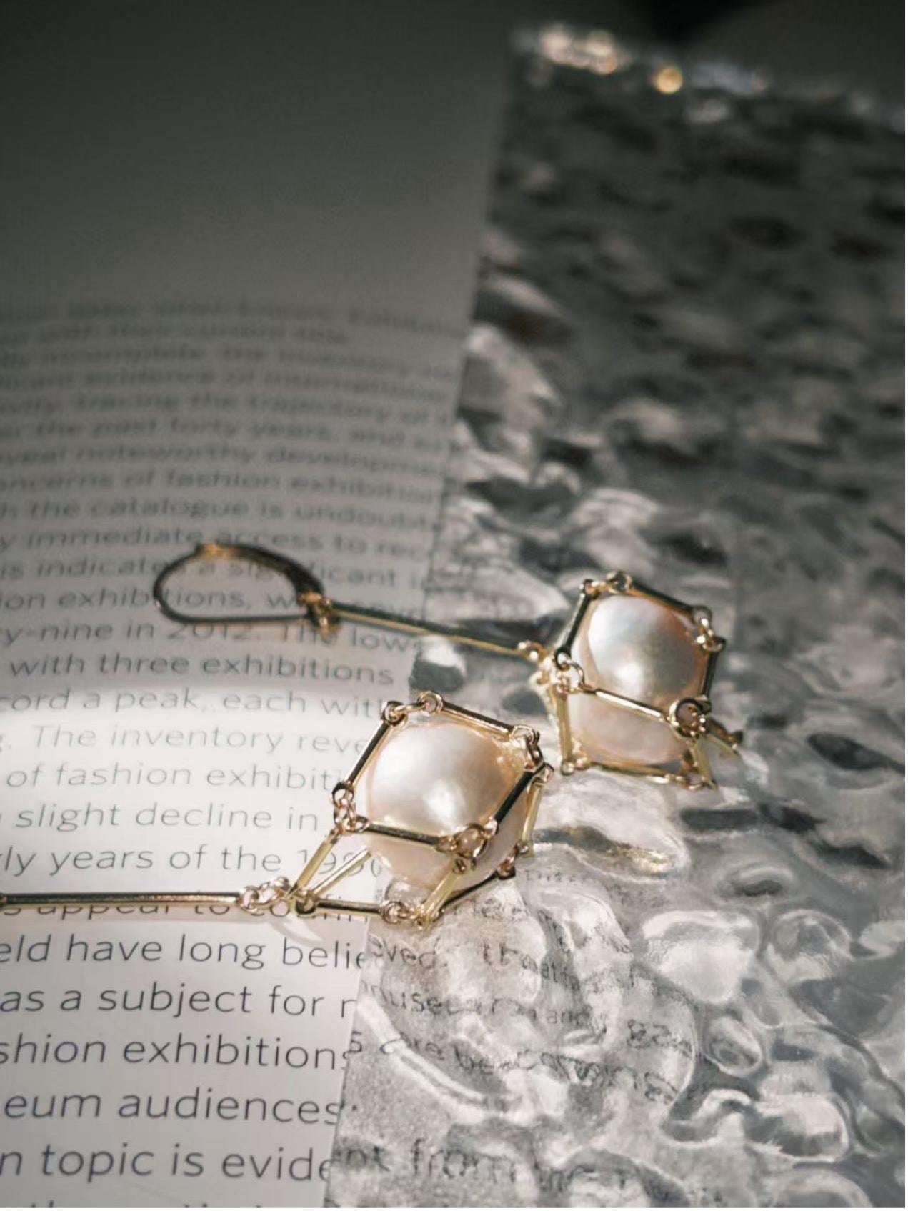 Eternal Pearl Mesh Earrings
