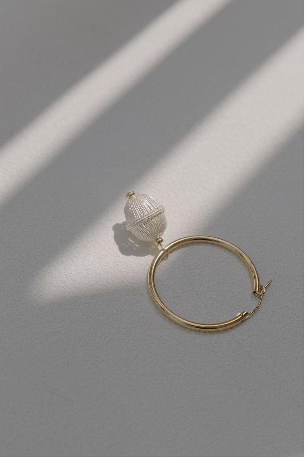 Dawn Star Middle Hoop Earrings