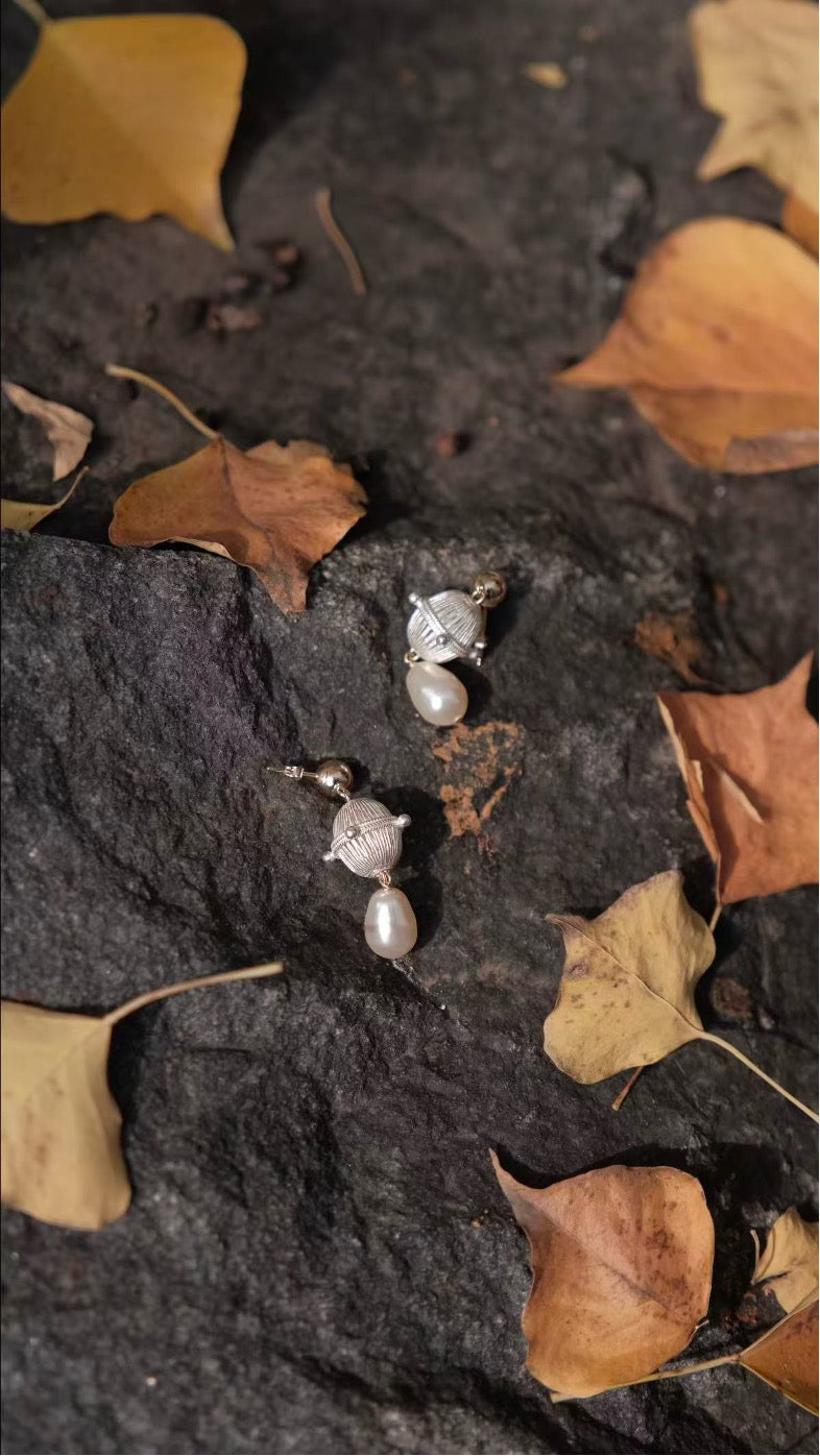 Dawn Star Teardrop Pearl Earrings