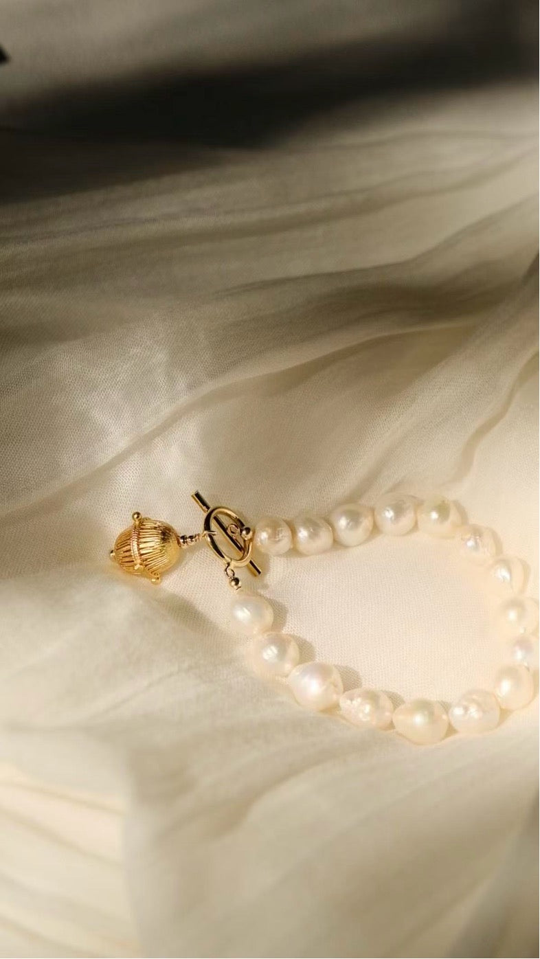 Dawn Star Barque Pearl Bracelet